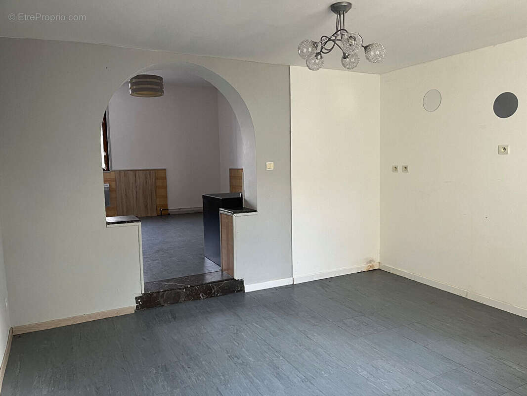 Maison à CHATELLERAULT