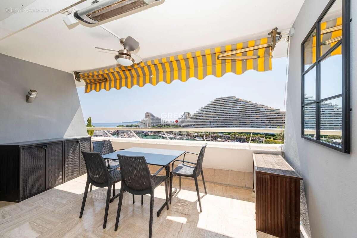 Appartement à VILLENEUVE-LOUBET