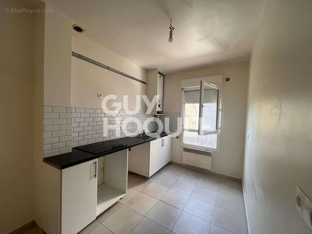 Appartement à AUBERVILLIERS