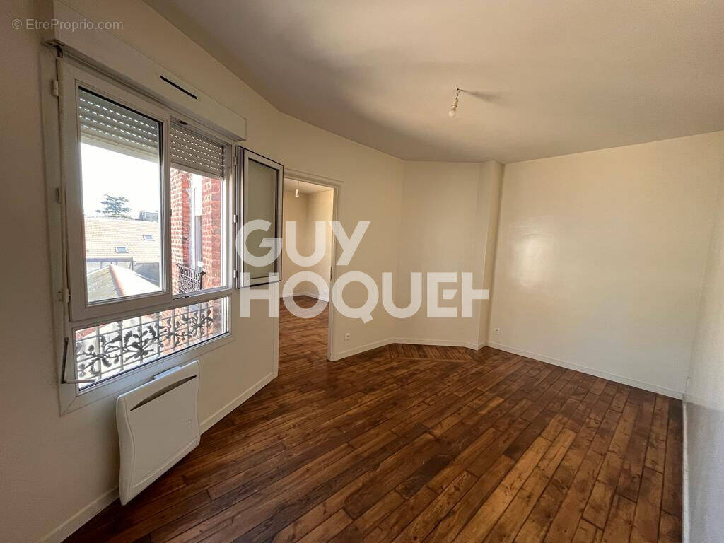 Appartement à AUBERVILLIERS