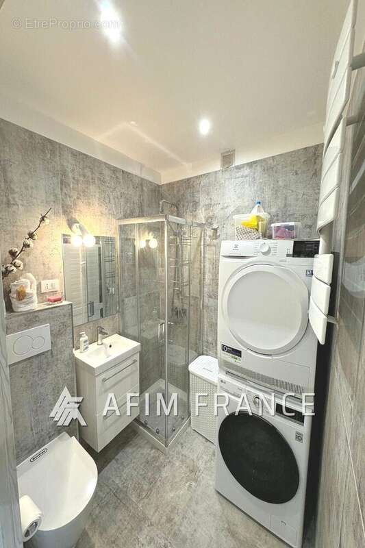 Appartement à ROQUEBRUNE-CAP-MARTIN