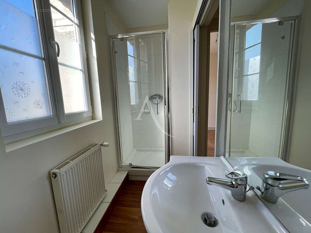 Maison à MONDEVILLE