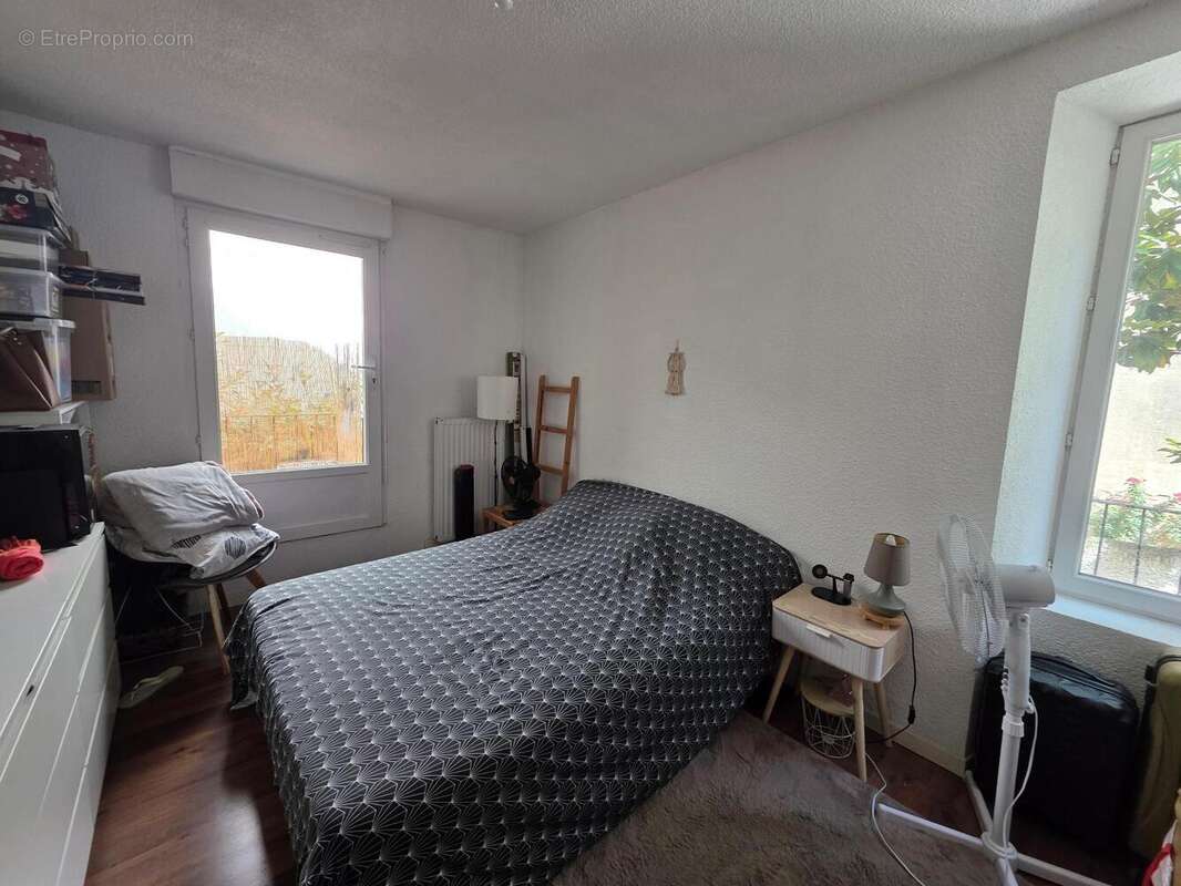   - Appartement à NEUVY