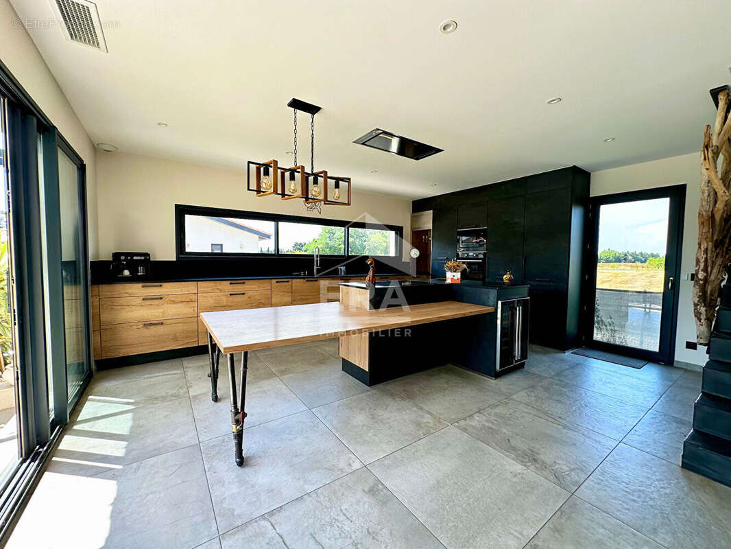 Maison à VILLELONGUE-DE-LA-SALANQUE