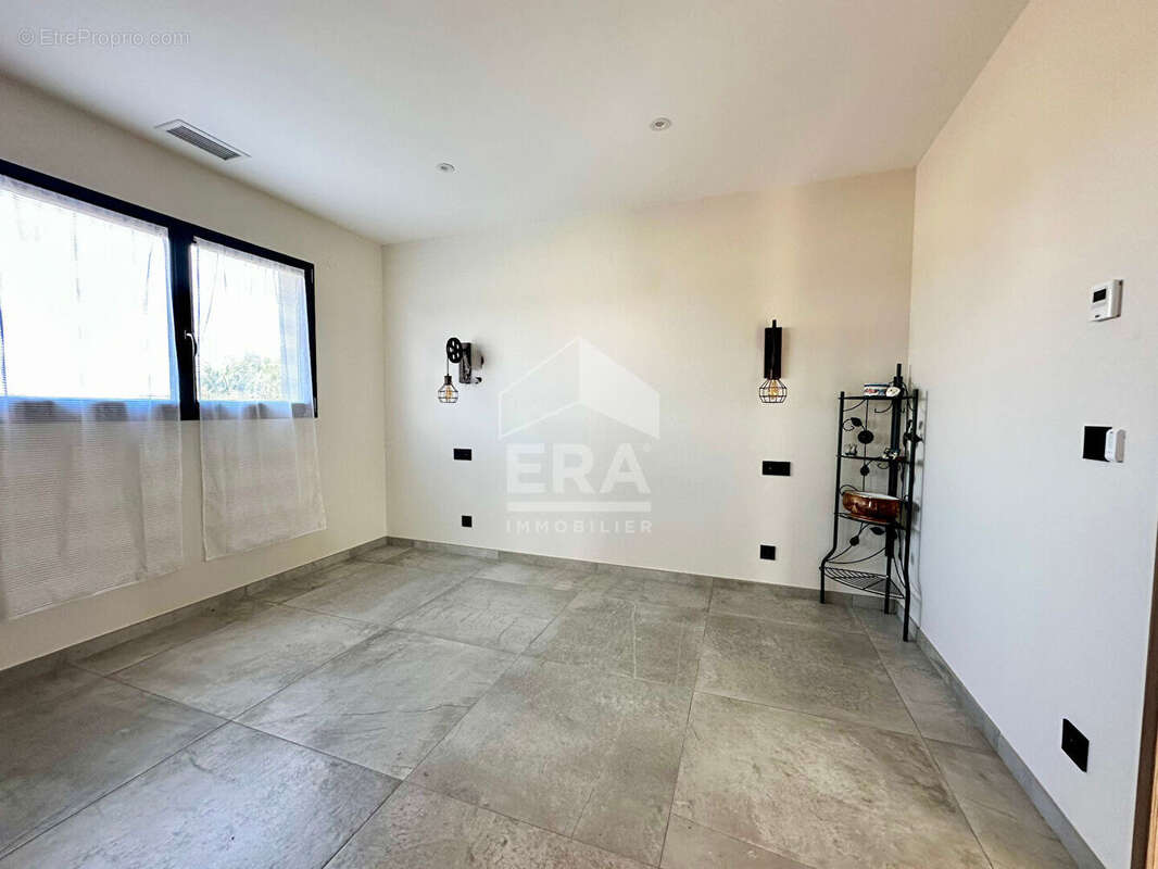 Maison à VILLELONGUE-DE-LA-SALANQUE