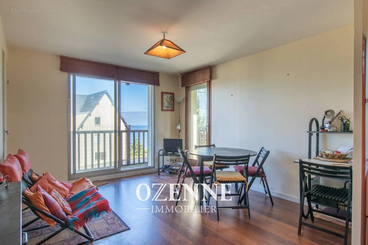 Appartement à BENERVILLE-SUR-MER