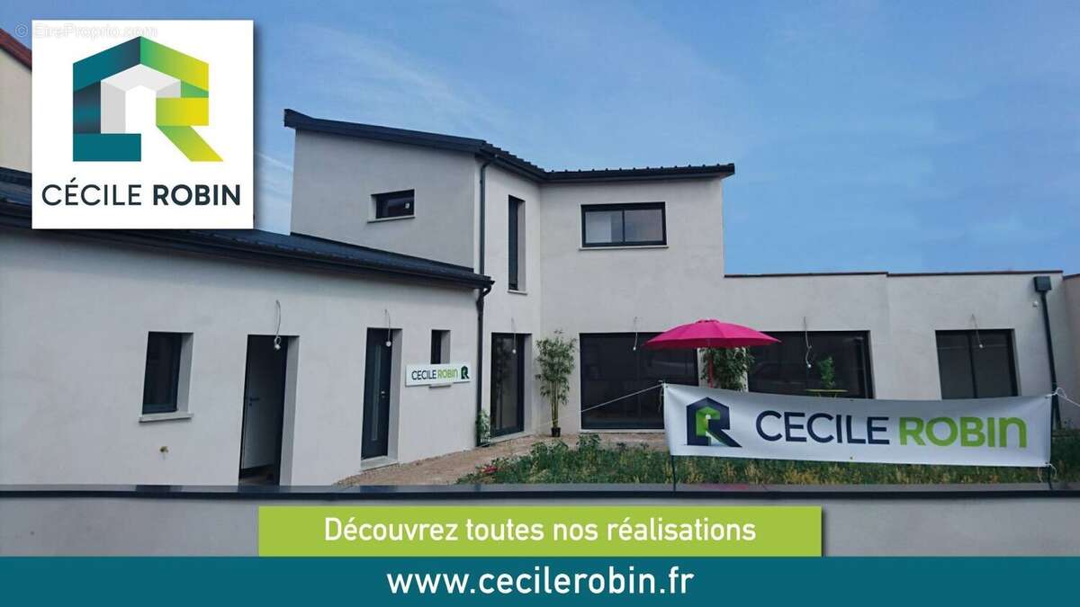 Terrain à ESTIVAREILLES