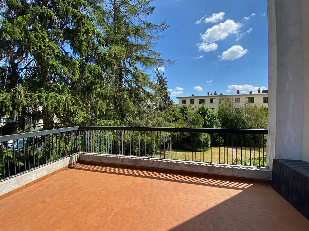 Appartement à FONTENAY-AUX-ROSES