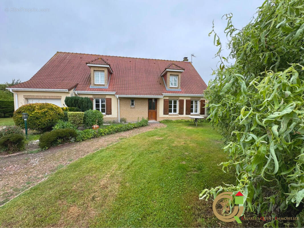 Maison à GROFFLIERS