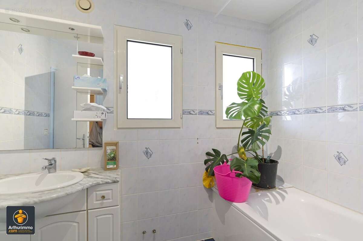 Maison à BEAUVOIR-SUR-NIORT