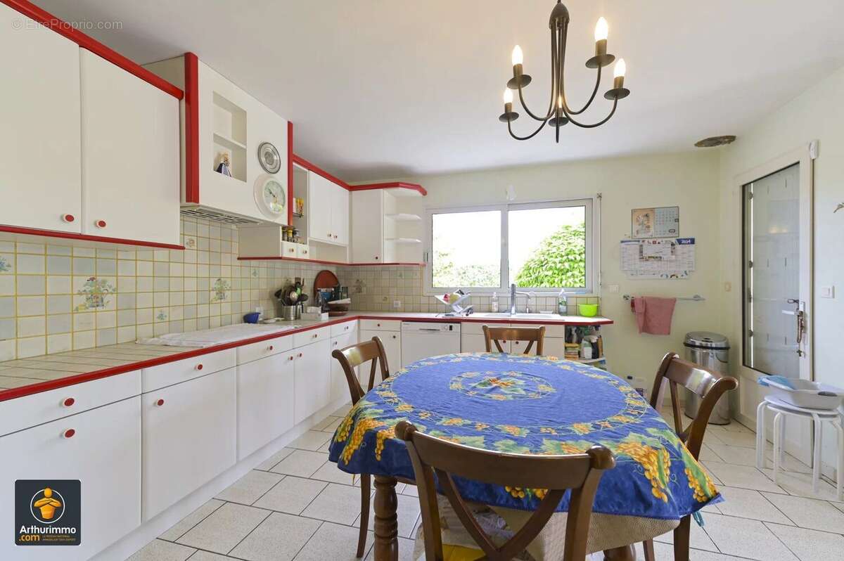 Maison à BEAUVOIR-SUR-NIORT