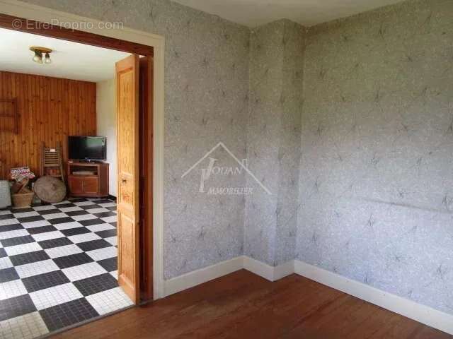 Maison à VARENNES-SUR-ALLIER