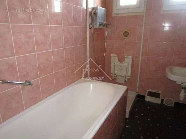 Maison à VARENNES-SUR-ALLIER