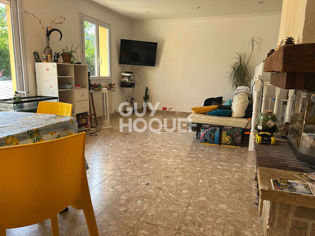 Maison à CHALAUTRE-LA-PETITE