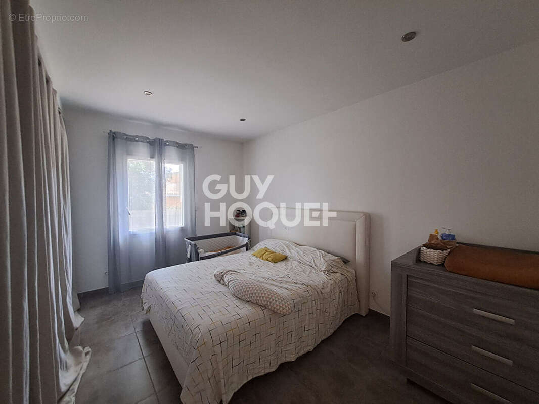 Maison à SAINT-MARCEL-DE-CAREIRET