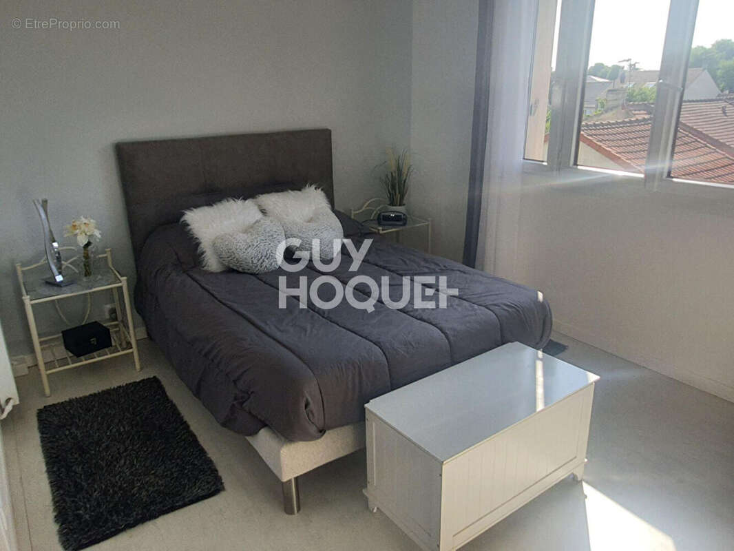 Appartement à LIVRY-GARGAN