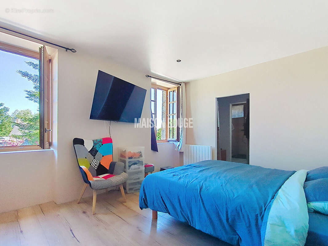 Maison à DOL-DE-BRETAGNE