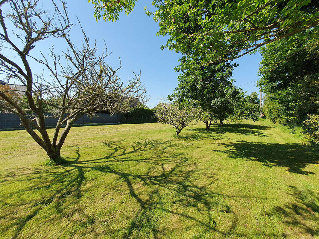 Terrain à FOUESNANT