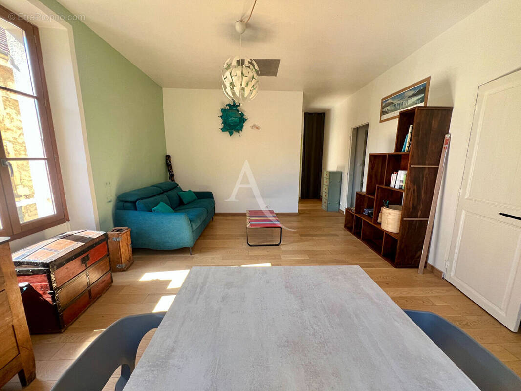 Appartement à BUSSY-SAINT-GEORGES