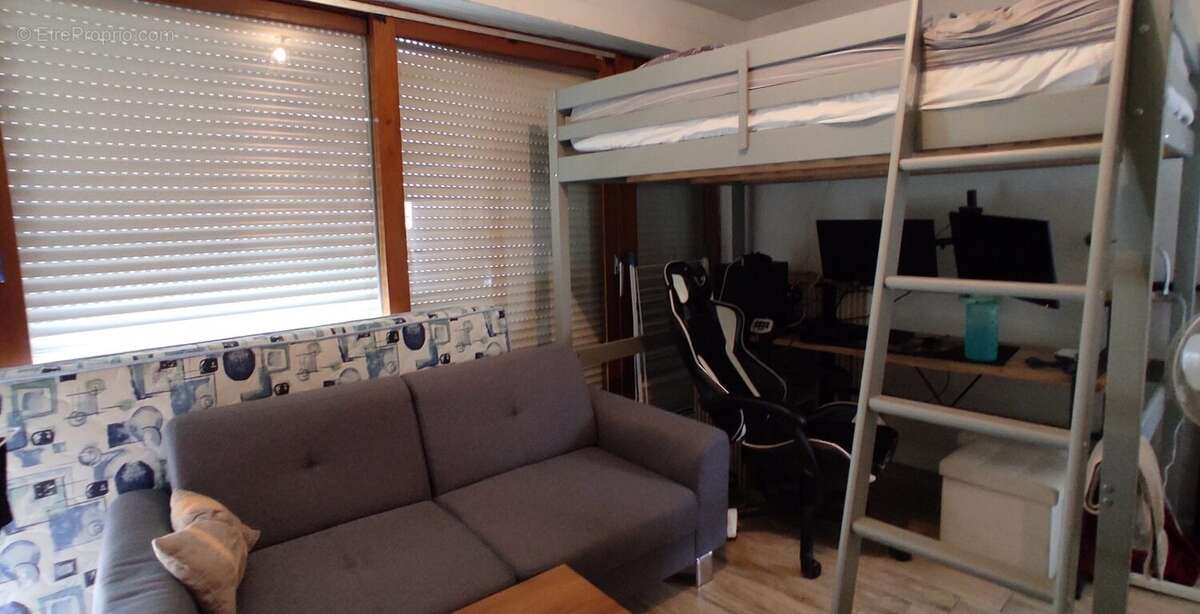 Appartement à SAINTES