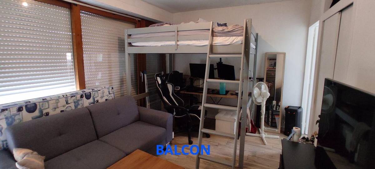 Appartement à SAINTES