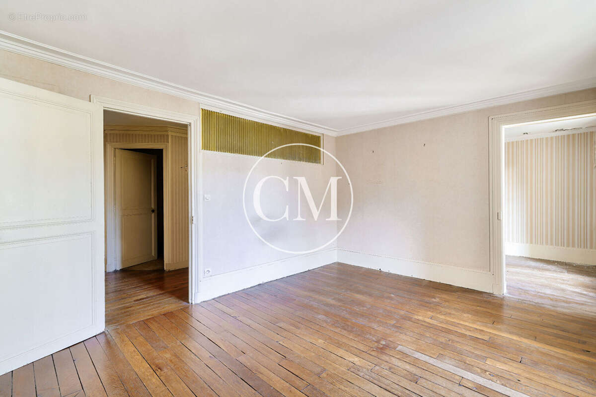 Appartement à VERSAILLES