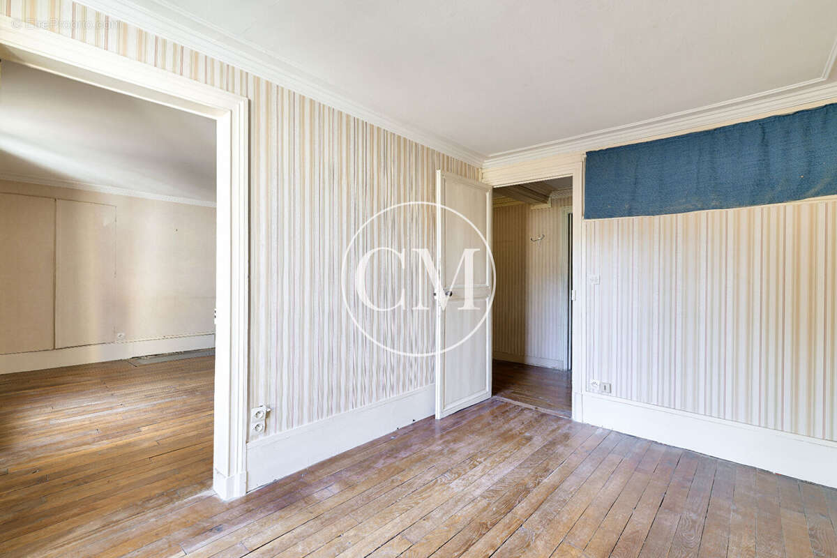 Appartement à VERSAILLES