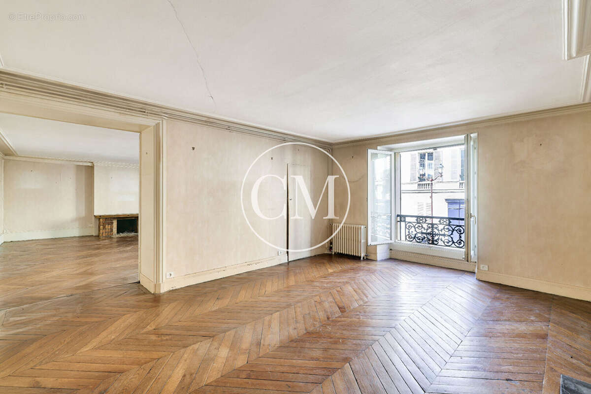 Appartement à VERSAILLES