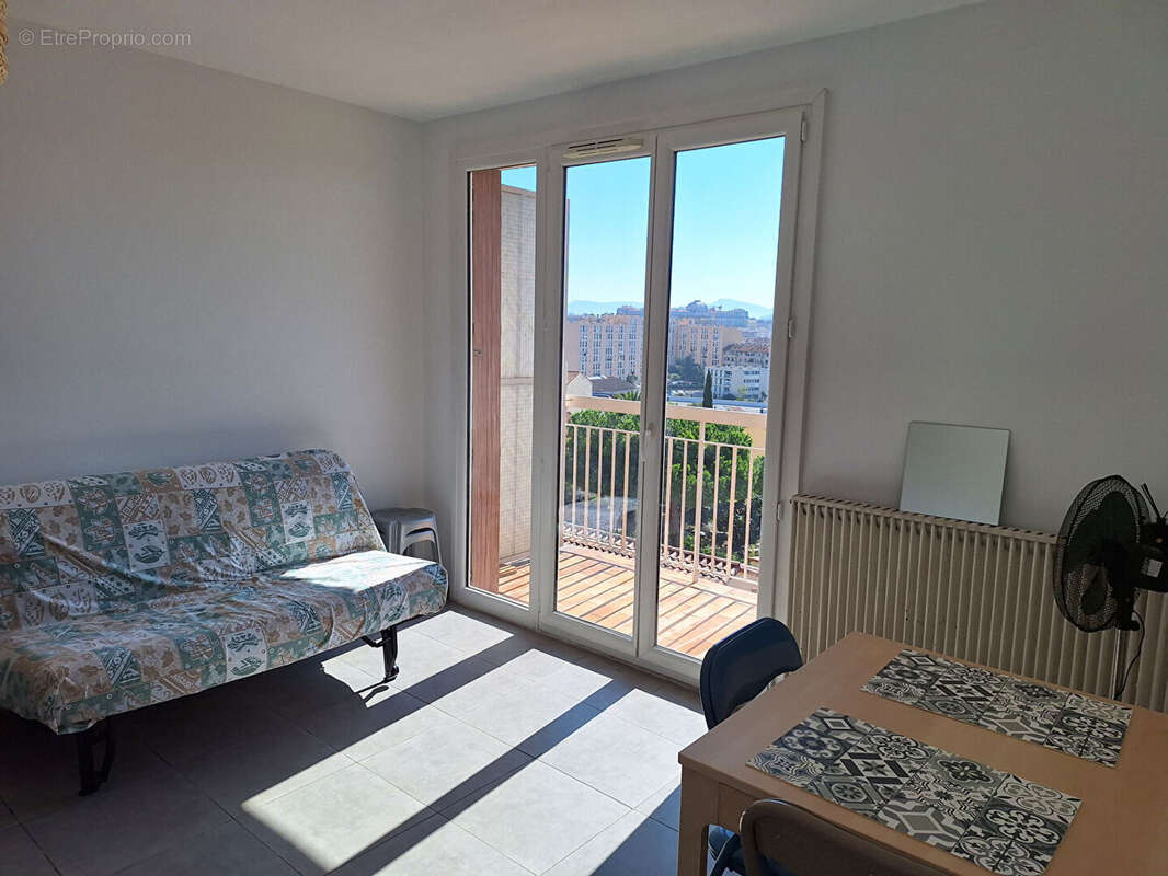Appartement à MARSEILLE-14E