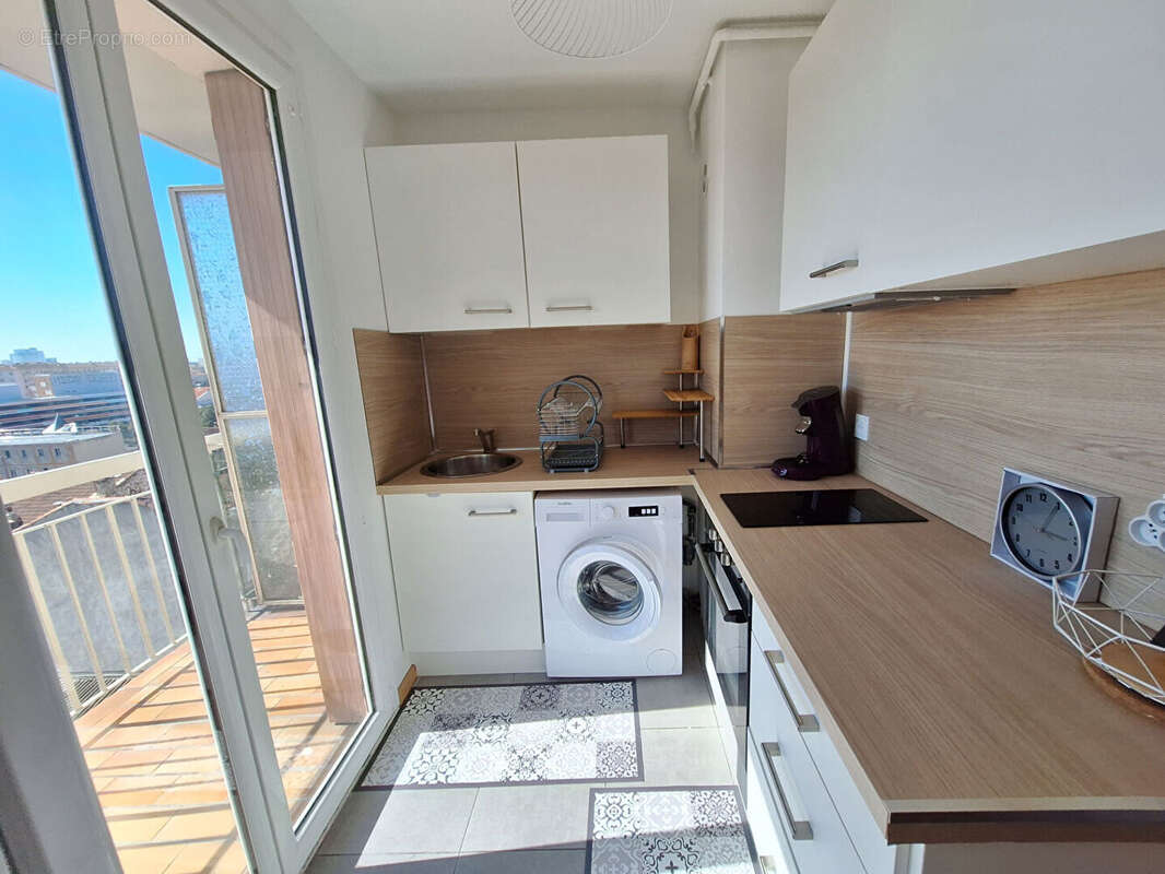 Appartement à MARSEILLE-14E