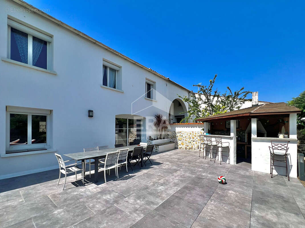 Maison à SAINT-SULPICE-DE-ROYAN