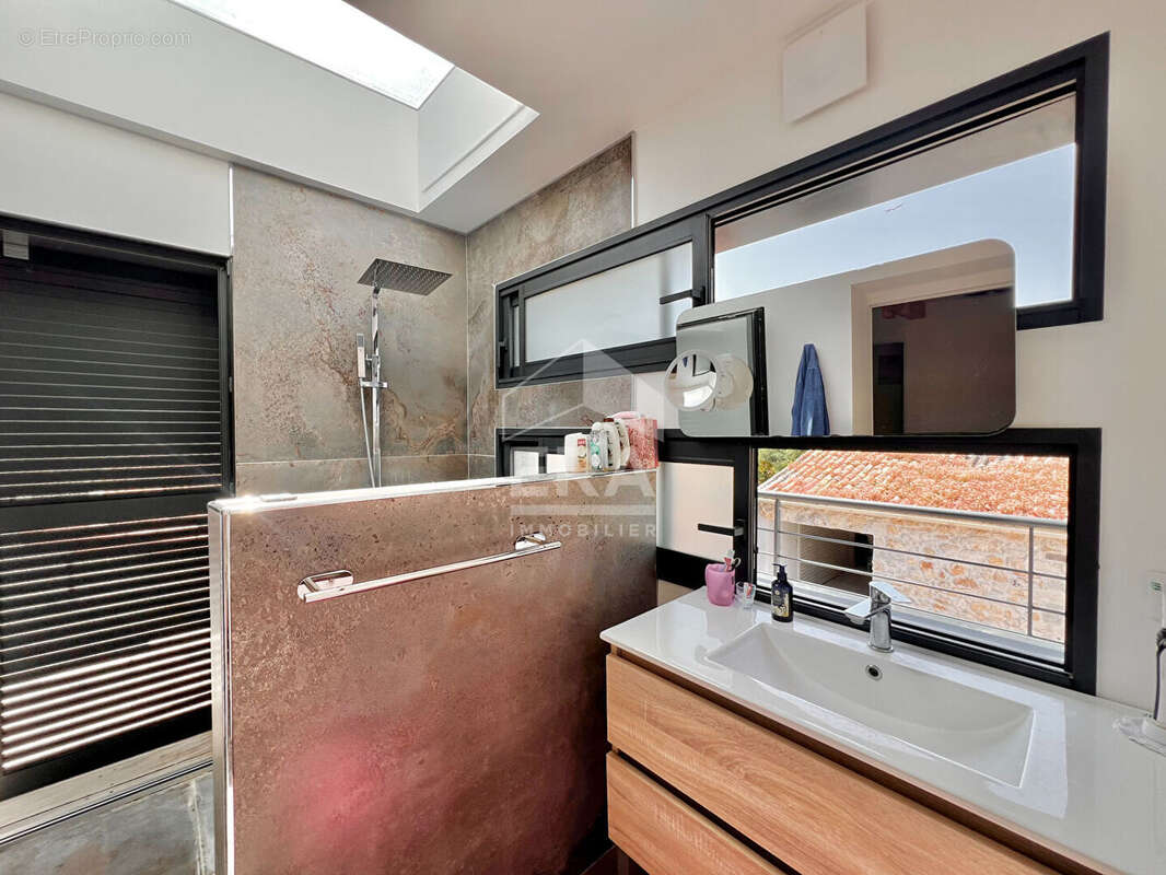 Maison à SAINT-SULPICE-DE-ROYAN