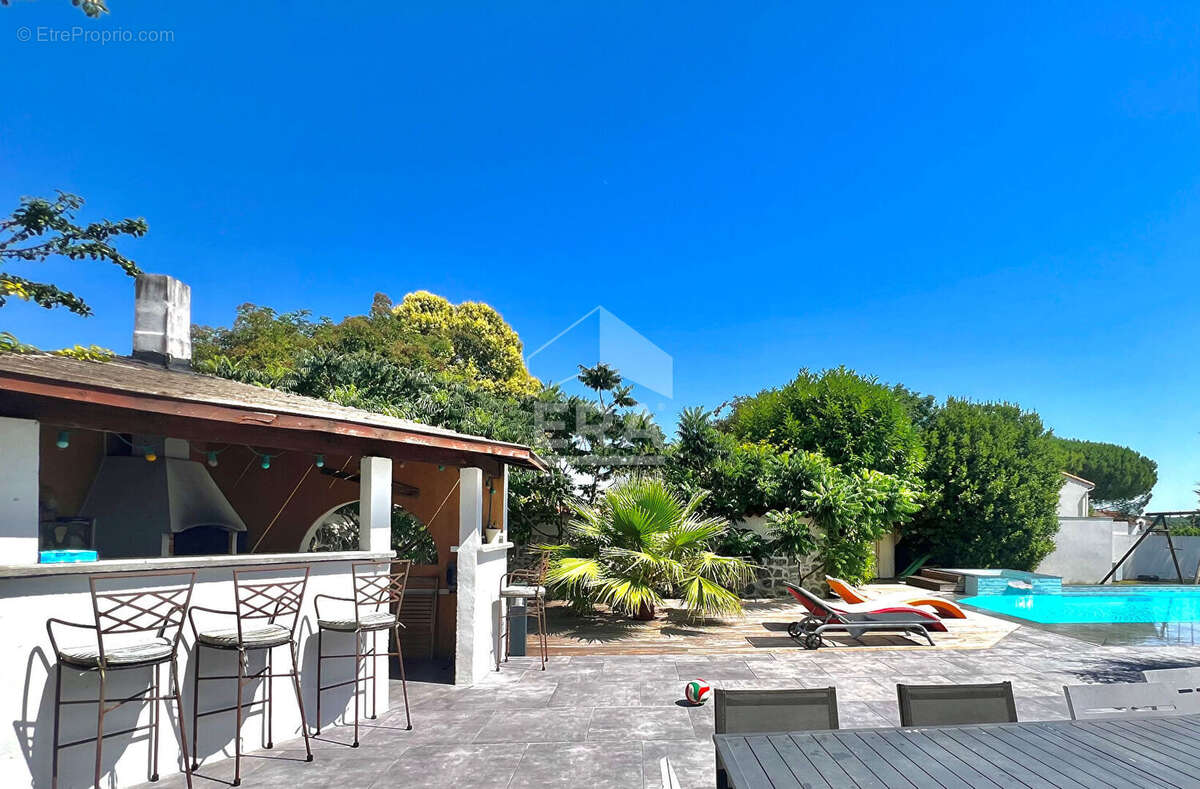 Maison à SAINT-SULPICE-DE-ROYAN