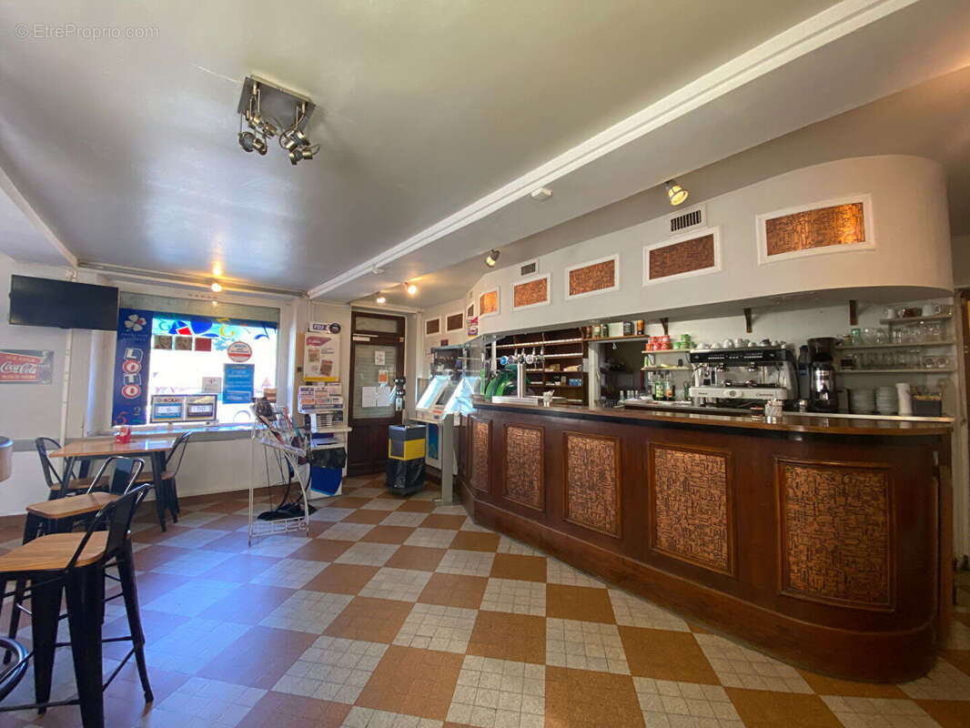 Commerce à GUERVILLE