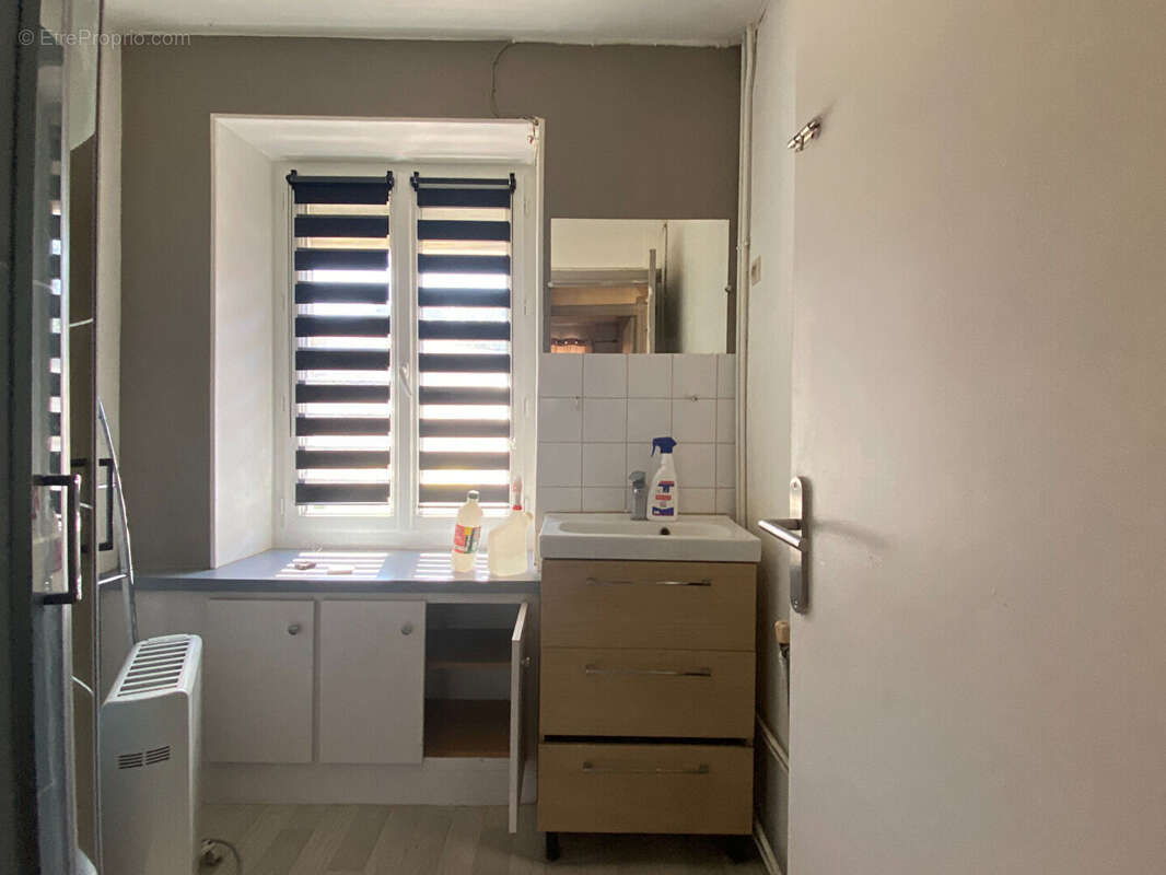 Commerce à GUERVILLE