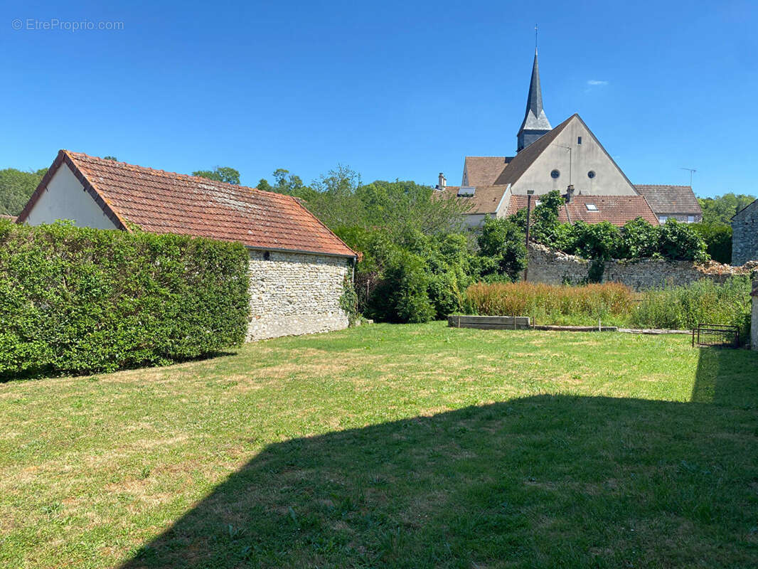 Commerce à GUERVILLE