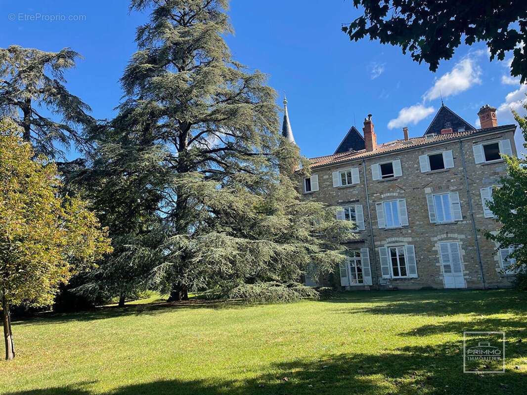 Appartement à CHASSELAY