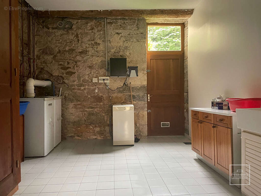 Appartement à CHASSELAY