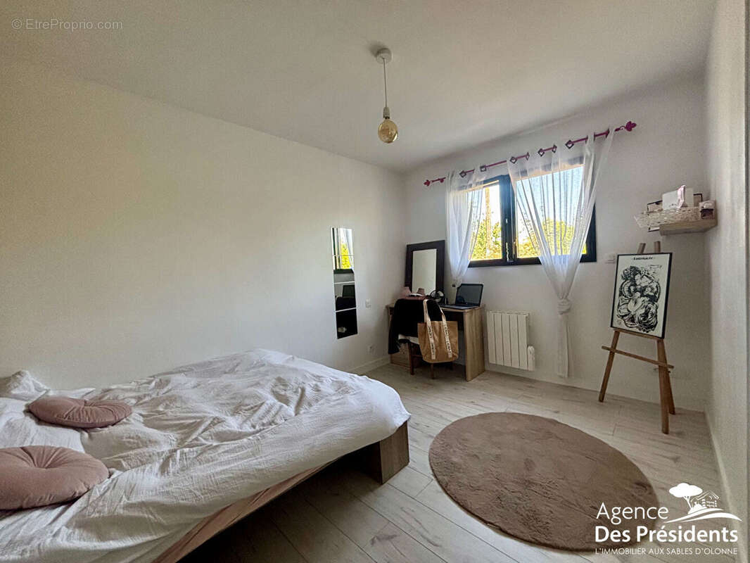 Maison à TALMONT-SAINT-HILAIRE