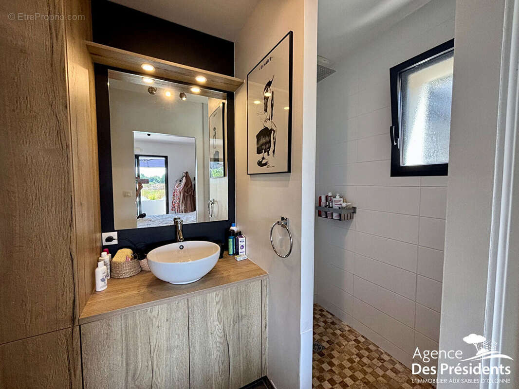 Maison à TALMONT-SAINT-HILAIRE