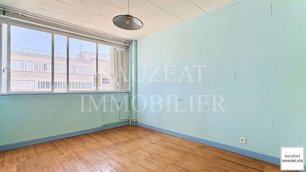 Appartement à MONTROUGE