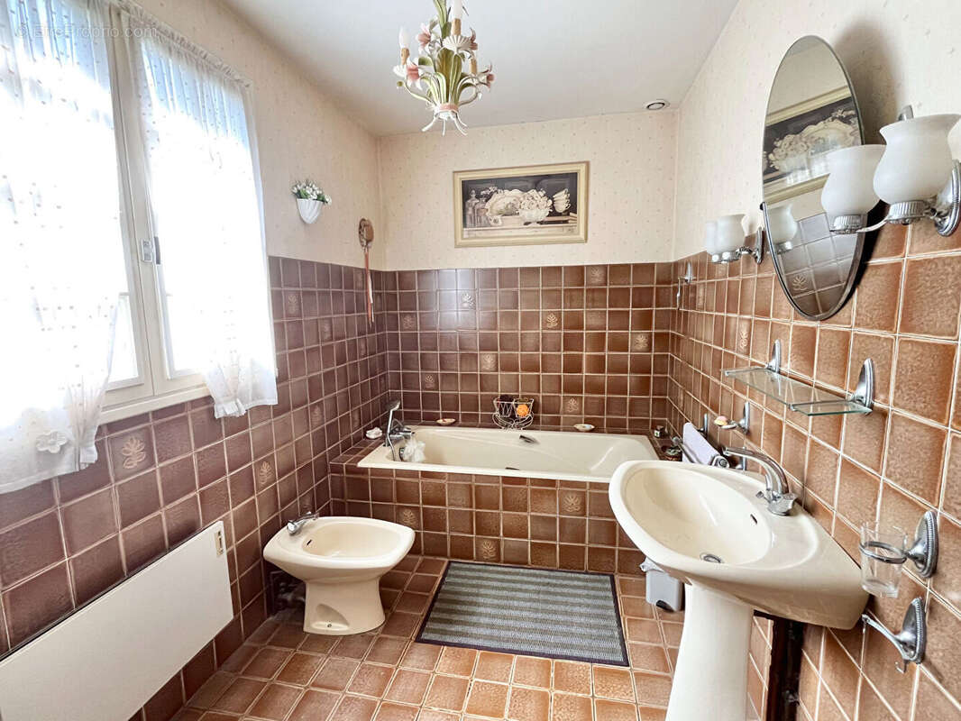 Maison à JOUE-LES-TOURS