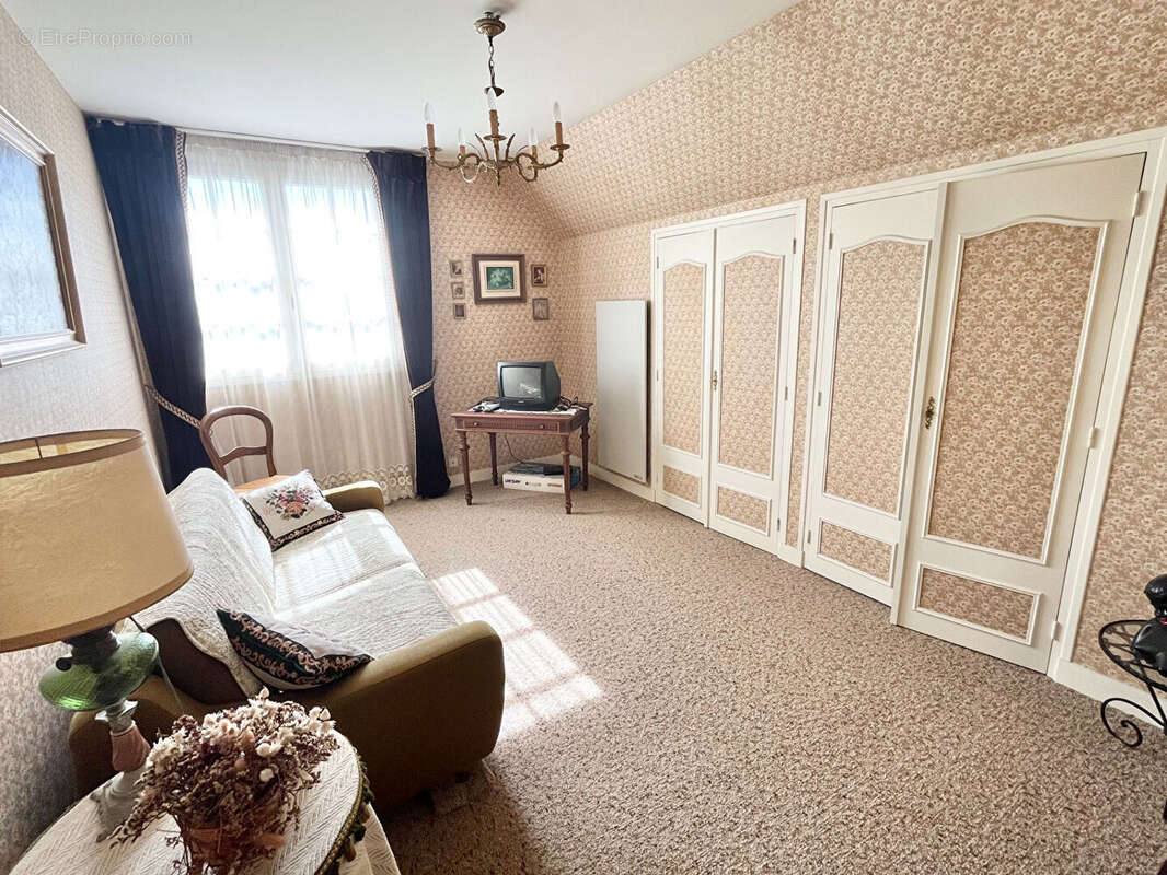 Maison à JOUE-LES-TOURS