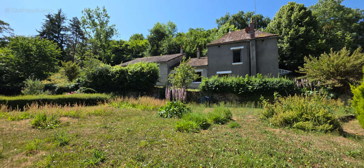 Maison à ANGLES-SUR-L&#039;ANGLIN