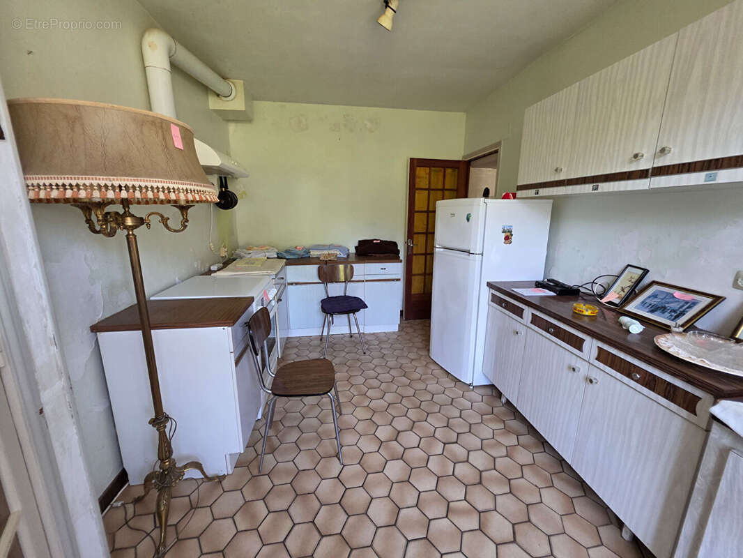 Maison à ANGLES-SUR-L&#039;ANGLIN