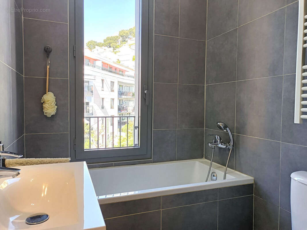 Appartement à ROQUEBRUNE-CAP-MARTIN