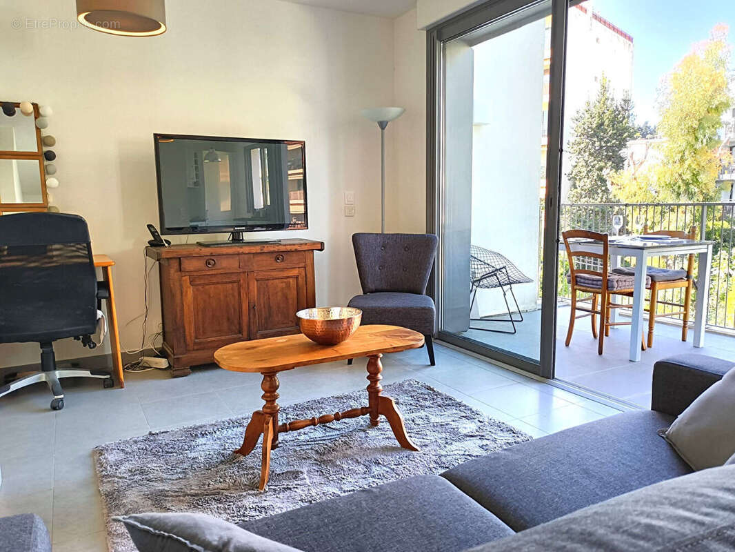 Appartement à ROQUEBRUNE-CAP-MARTIN