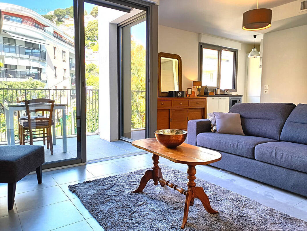 Appartement à ROQUEBRUNE-CAP-MARTIN