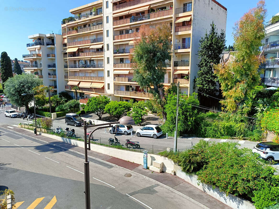 Appartement à ROQUEBRUNE-CAP-MARTIN