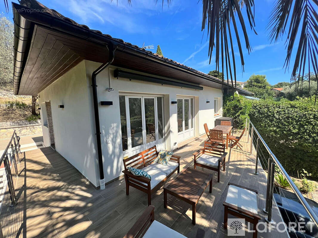 Maison à ROQUEBRUNE-CAP-MARTIN